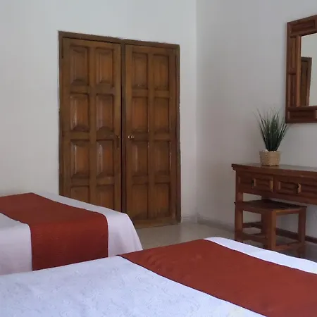 Hotel Casa De Vino Tequisquiapan Room photo